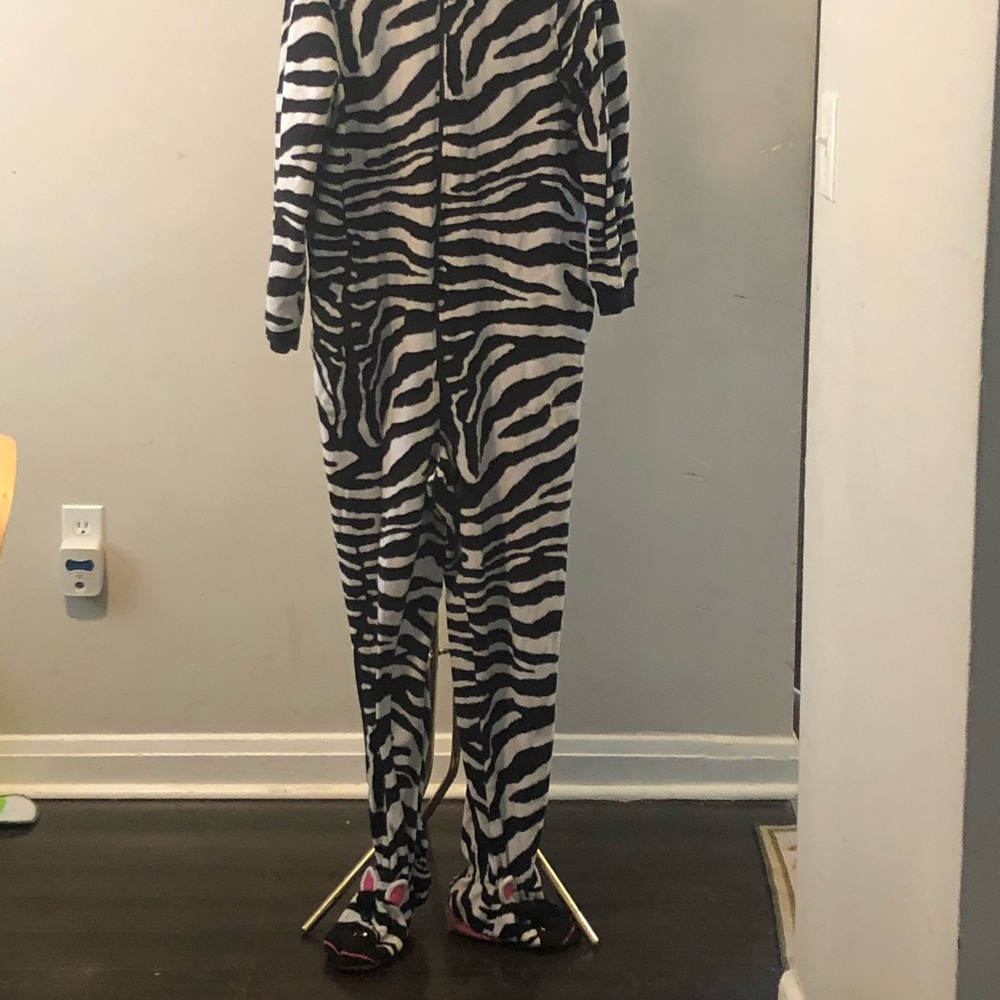 Zebra onesie pajamas with zebra footies